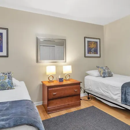 Holiday home Cozy 3 Bdr In West L Close To Tsu Nashville