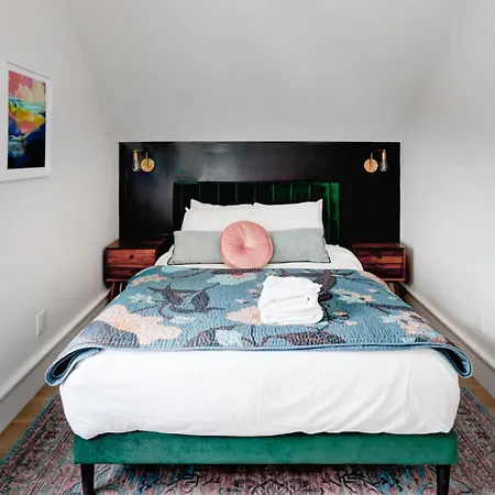 Stylish Modern In Nashville's 12 South