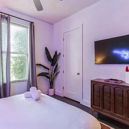 Holiday home 1 Bdr Loft Near The Parthenon Nashville