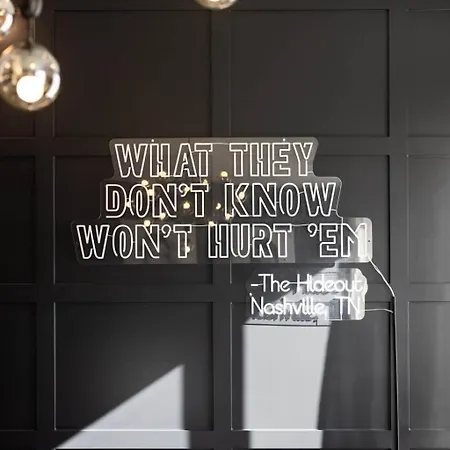 The Hideout Icon-inspired Style & Rooftop Chill Holiday home Nashville