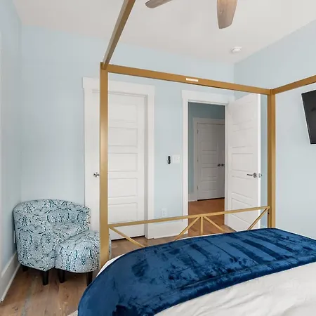 Chic Townhome For 8 W Rooftop Nashville