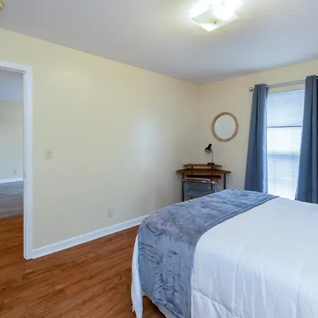 3 Bedroom Perfect For Groups Holiday home
