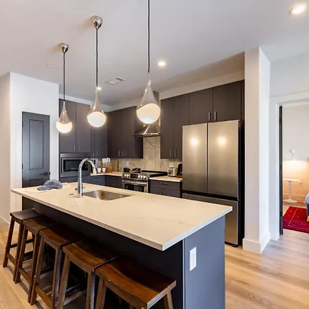The Odyssey By Avantstay Apartment