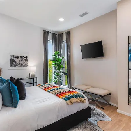 Holiday home Riverview With Garage And Balcony And Walk Downtown