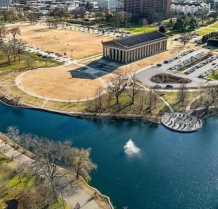 Stylish Midtown Near Vanderbilt & Parthenon