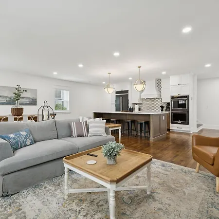 Nash Urban Oasis With Rooftop And Modern Amenities Nashville