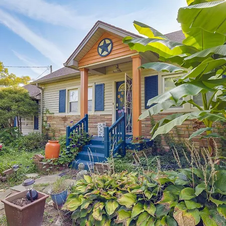 Spacious Retreat W/ Yard: Wfh Friendly! *