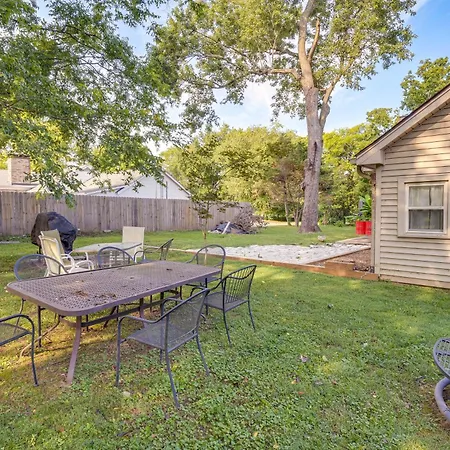 Holiday home Spacious Retreat W/ Yard: Wfh Friendly! Nashville