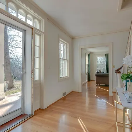 Charmed Manor Nashville