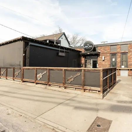Centennial Park Getaway - 2bdrm *