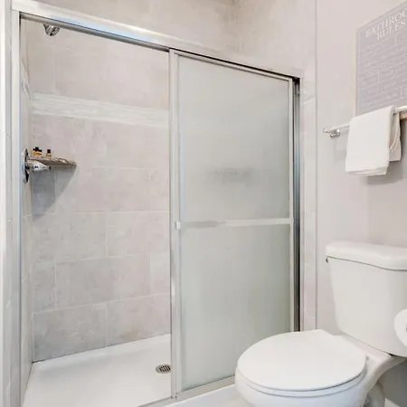 Centennial Park Getaway - 2bdrm *
