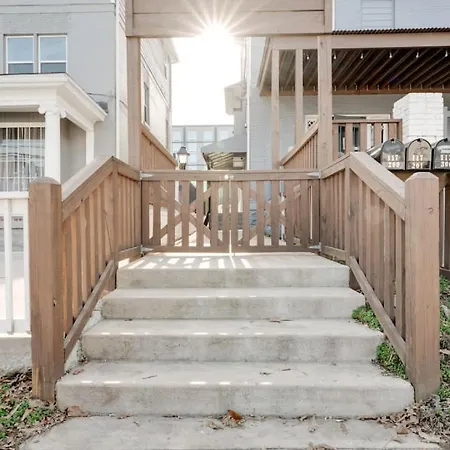 Parthenon Getaway - 2bdrm * Nashville