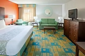 Hotel La Quinta By Wyndham Airport 3*