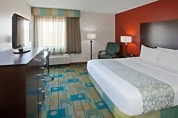 La Quinta By Wyndham Airport Hotel