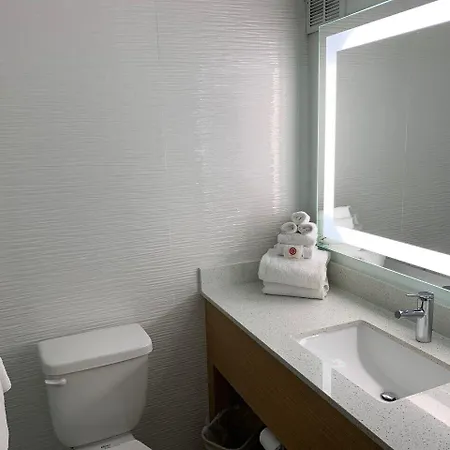 Comfort & Downtown - Stadium Hotel 4*