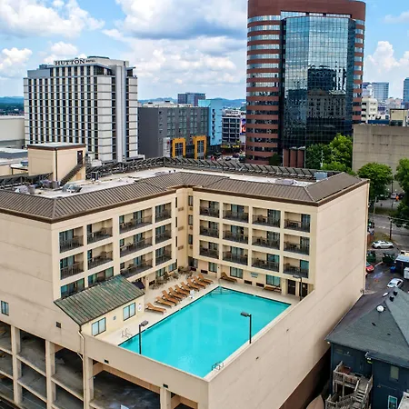 Courtyard By Marriott Vanderbilt West End Hotel 3*