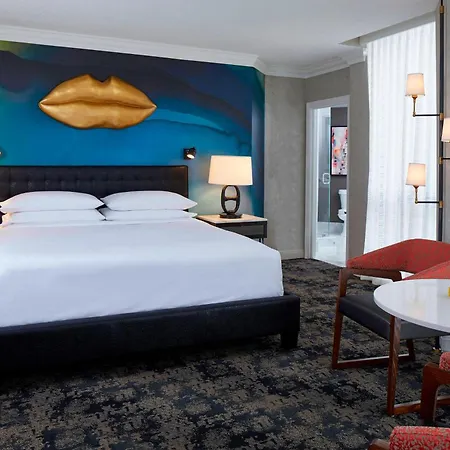 Hotel Renaissance