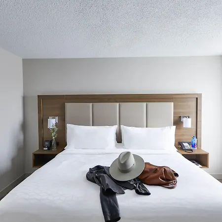 Hotel Express Nashville-downtown - Broadway By Ihg 3*