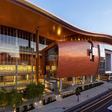 Hotel Express Nashville-downtown - Broadway By Ihg