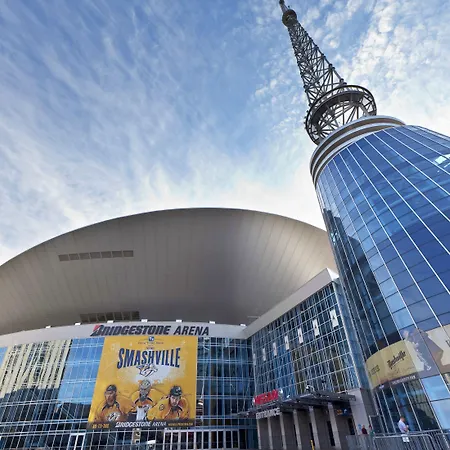 Hotel Express Nashville-downtown - Broadway By Ihg