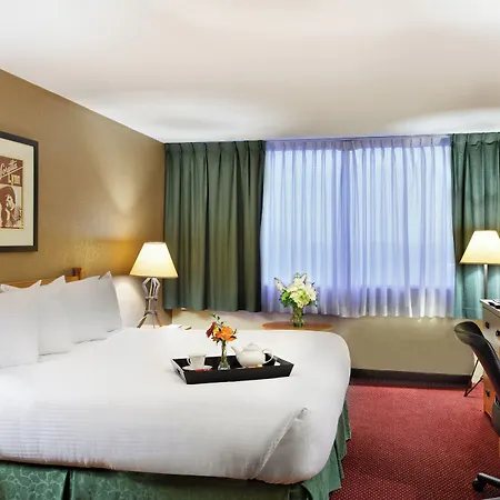 Millennium Maxwell House 3*