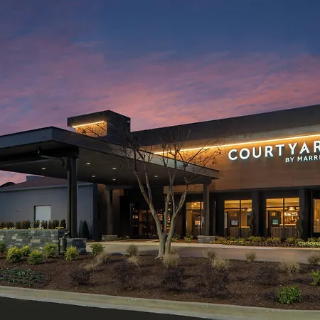 Courtyard By Marriott Airport Hotel Nashville