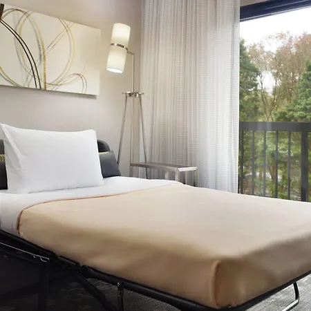 Hotel Courtyard By Marriott Airport Nashville
