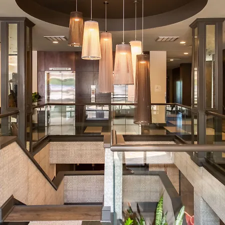 Delta By Marriott Airport Hotel 3*