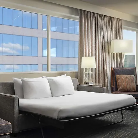 Doubletree By Hilton Downtown 4*