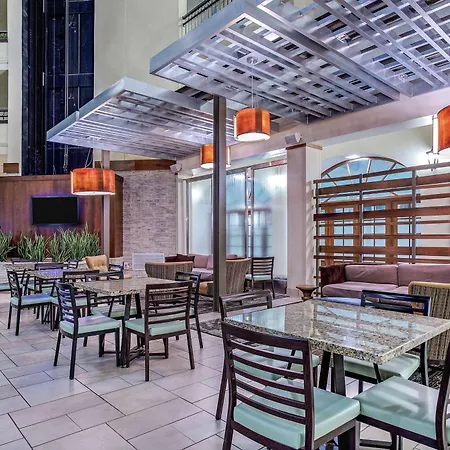 Embassy By Hilton Airport Hotel 4*