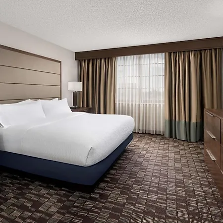Embassy By Hilton Airport 4*