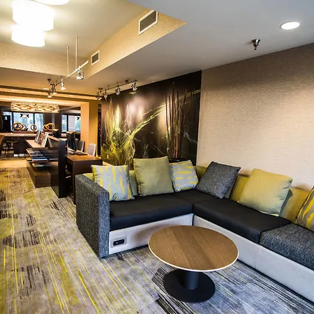 Courtyard By Marriott At Opryland Nashville