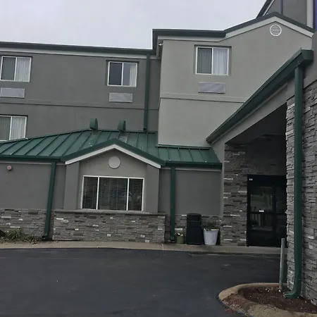 Sleep Near Percy Priest Inn 4*