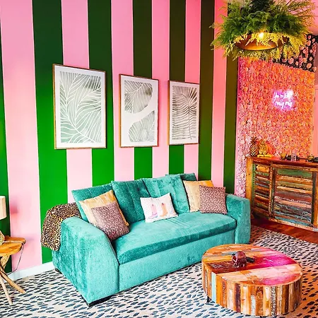 Dreaming With Dolly - Luxe Near Broadway Holiday home