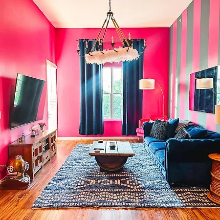 Holiday home Dolly's Yacht Club - Cozy Retreat Near Broadway Nashville