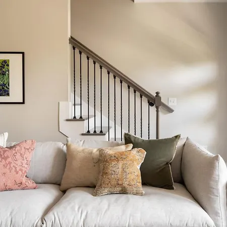 Apartment Cherokee By Avantstay