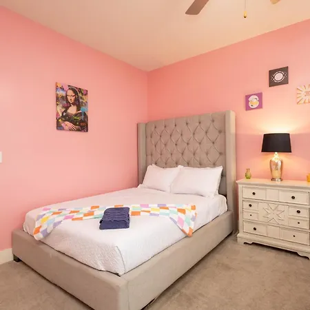 Apartment Pink Experience - West End Broadway & Restaurants