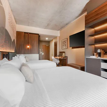 Hotel Cambria Midtown