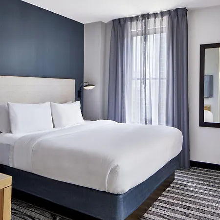 Hotel Courtyard By Marriott Downtown 3*