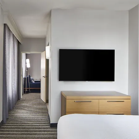 Hotel Courtyard By Marriott Downtown