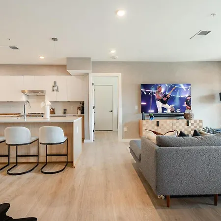 Hyve - Music Social - Private Patio Holiday home