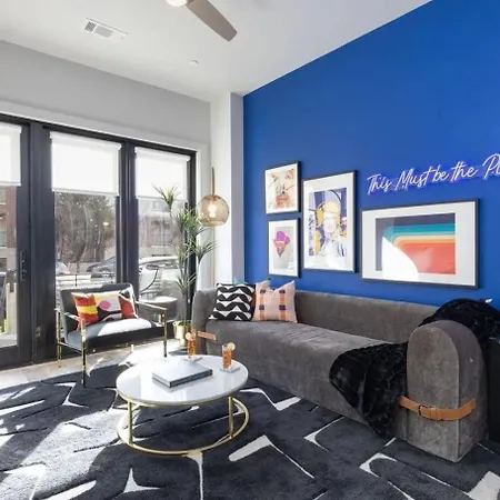 2 Modern In Heart Of Midtown Walkable Location Patio Pool Gym * Nashville