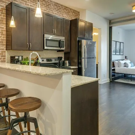 Lofts At 30th-two Beats-2 Units-mins To Broadway Holiday home *