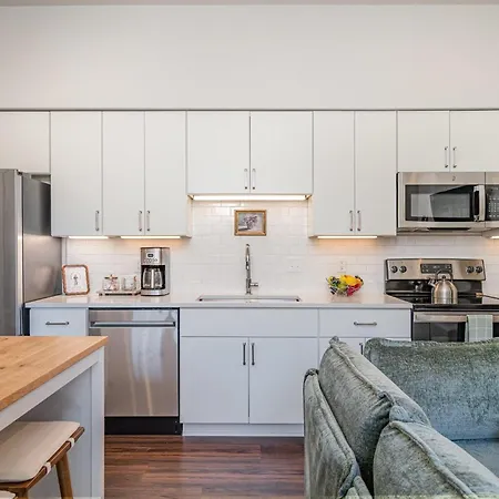 Holiday home Harmony Octave-2 Units-pool/gym-4 Mins To Broadway Nashville