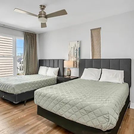 Holiday home Spacious Close To Belmont Rooftop Nashville
