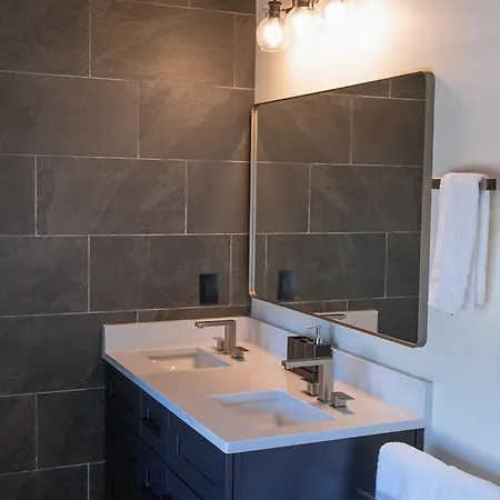 Holiday home Luxury Retreat Sauna, Hot Tub And Fire Pit Nashville