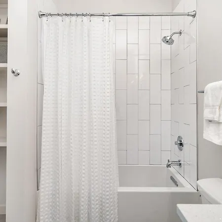 Harmony Octave-2 Units-pool/gym-4 Mins To Broadway Holiday home Nashville