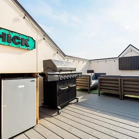 Holiday home Tropics - Rooftop Deck - East Nashville
