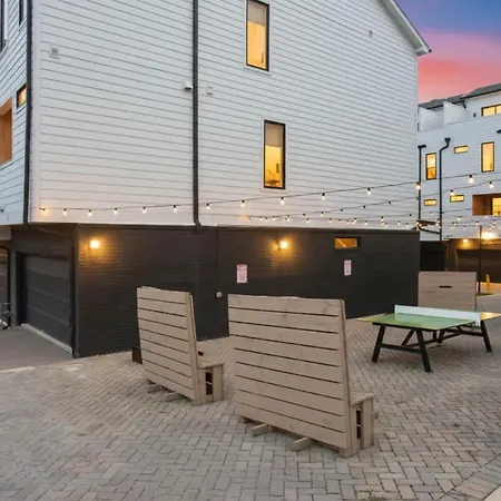 Mix At 8th & Argyle Elite Vacation Spot Holiday home