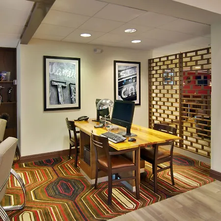 Four Points By Sheraton Airport